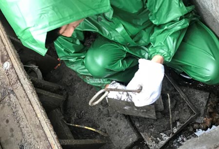 地磅維修保養(yǎng)現(xiàn)場(chǎng)